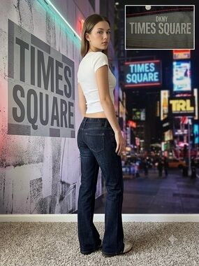 DKNY Dark Blue boot cut flare Jeans low rise Y2K archival sz30